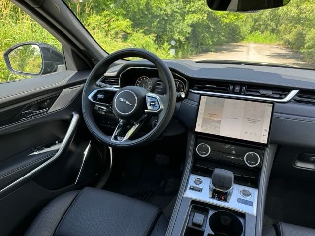 New 2026 Santorini Black Jaguar P250 R-Dynamic S image 29