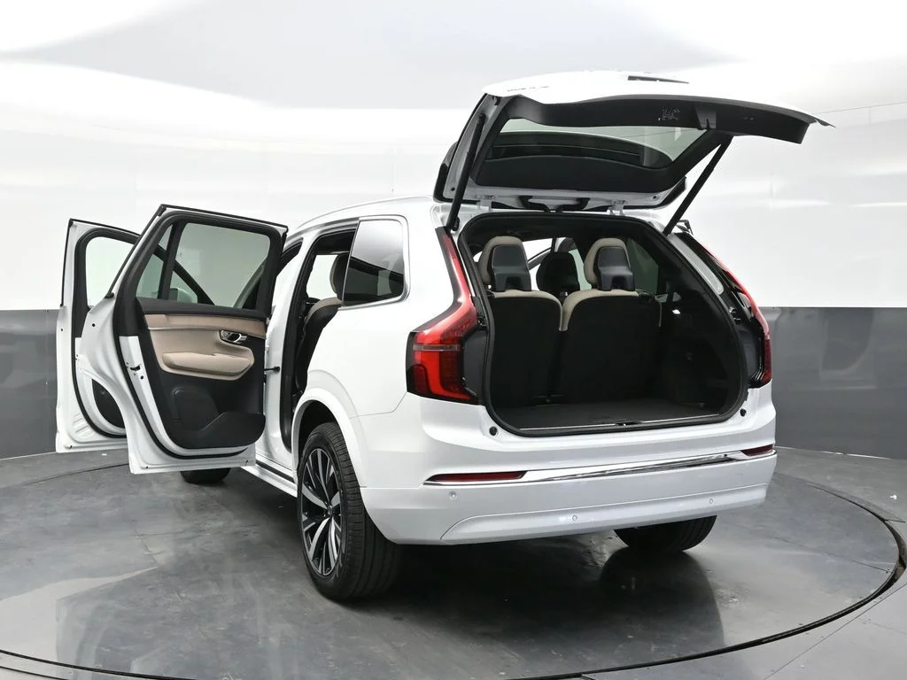 Used 2026 Crystal White Volvo Core image 46