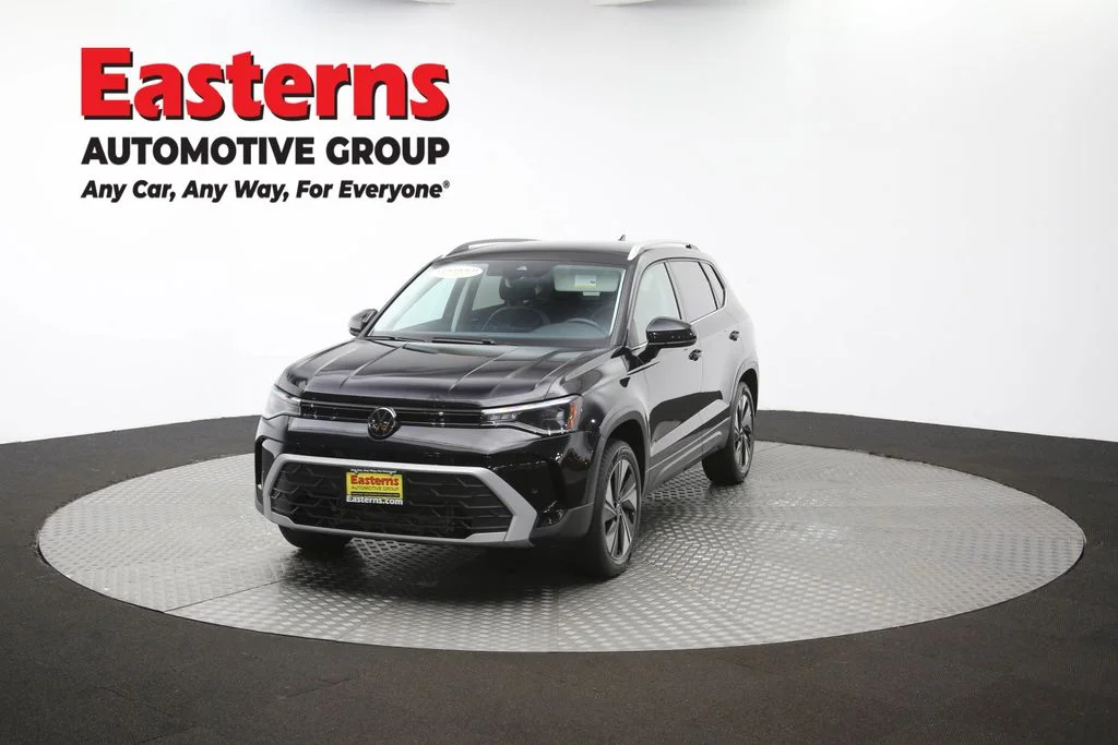 Used 2025 Black Volkswagen 1.5T SE image 54