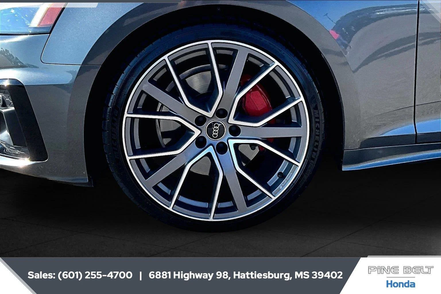 Used 2025 Daytona Gray Pearl Effect Audi S line Premium Plus image 7