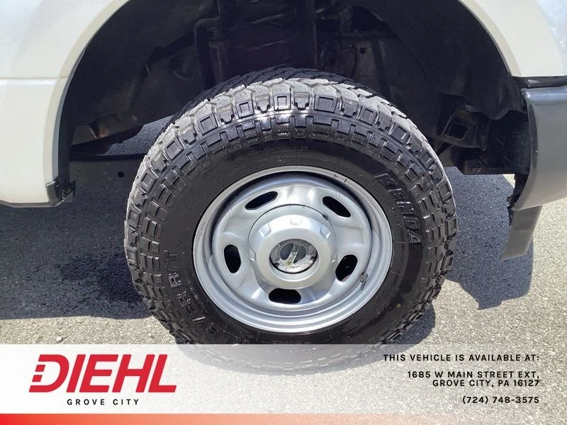 Used 2019 White Ford XL image 9