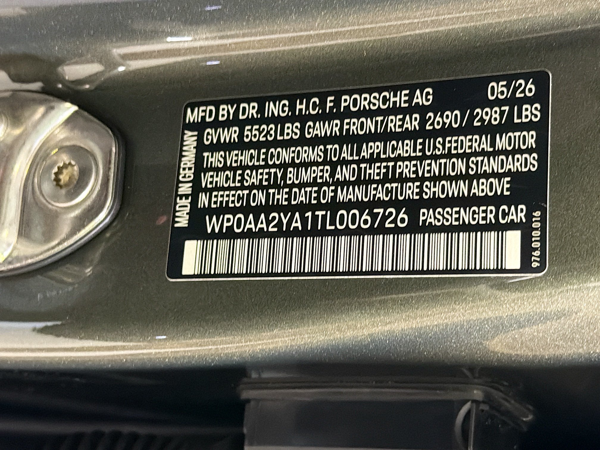 New 2026 Aventurine Green Metallic Porsche  image 41