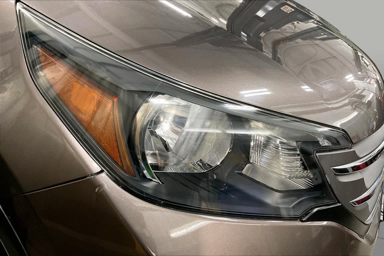 Used 2014 Urban Titanium Metallic Honda EX image 28