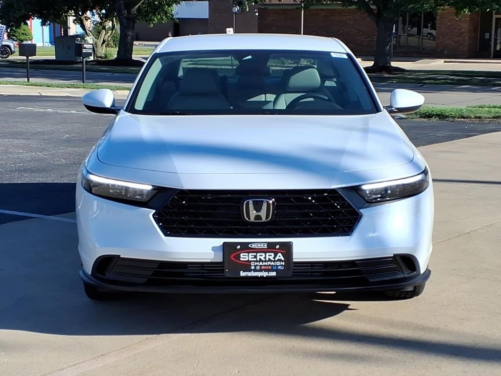 New 2026 Platinum White Pearl Honda LX image 13