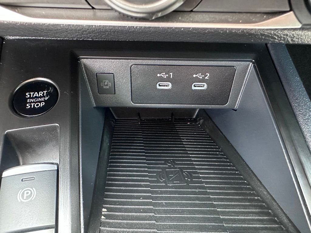 Used 2025 Black Nissan SV image 22
