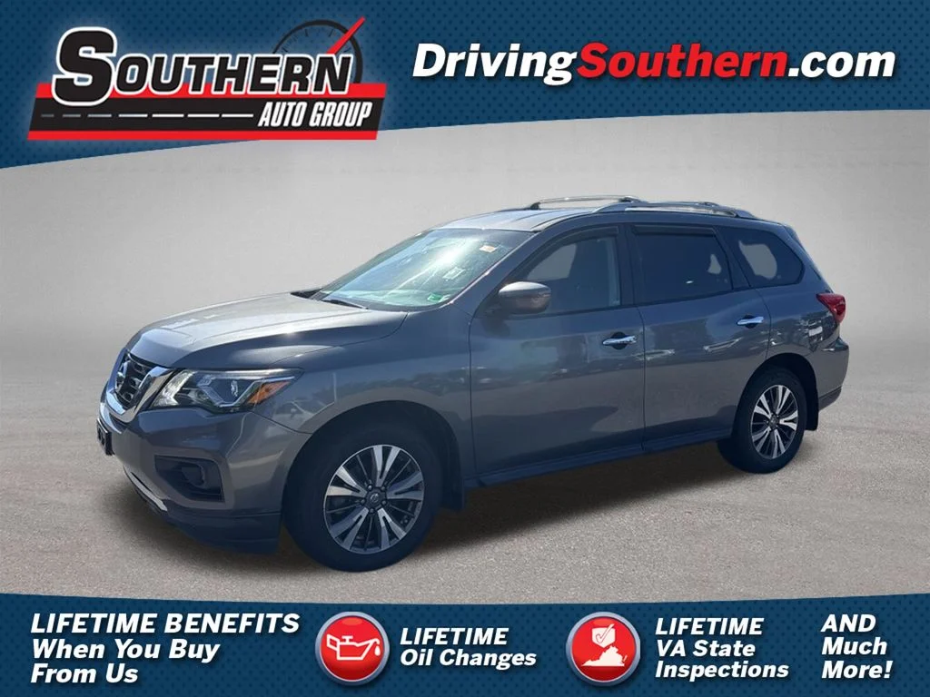 Used 2017 Gray Nissan SV image 1
