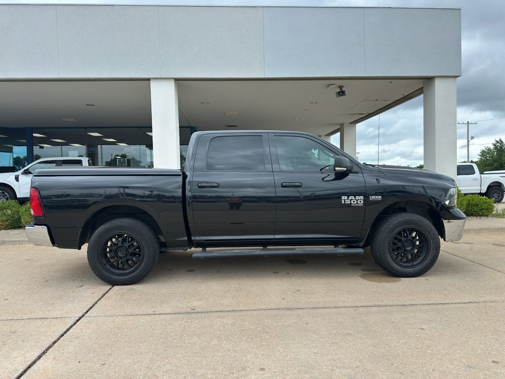 Used 2019 Brilliant Black Crystal Pearlcoat Ram Big Horn image 10