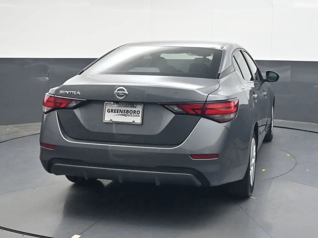 Used 2023 Gray Nissan S image 5