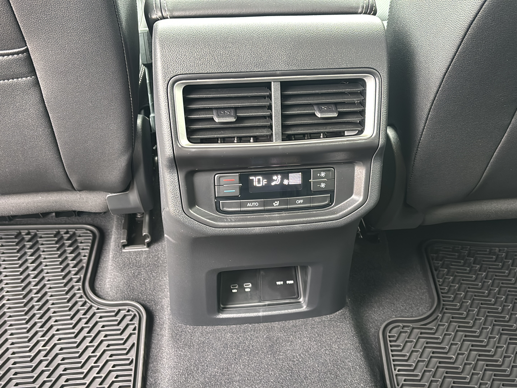 New 2026 White/off-white Volkswagen 2.0T SE w/Technology image 16