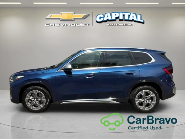 Used 2023 Blue BMW xDrive28i image 2