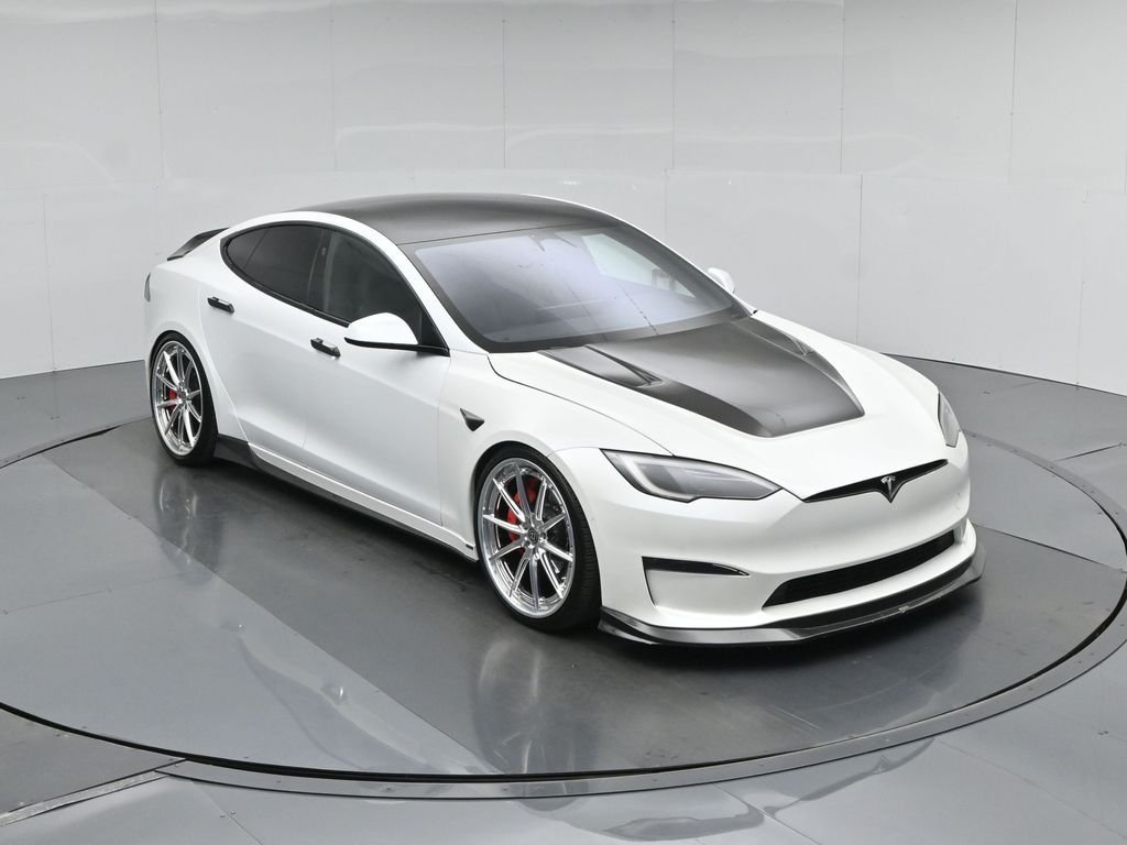 Used 2022 White Tesla Plaid image 37