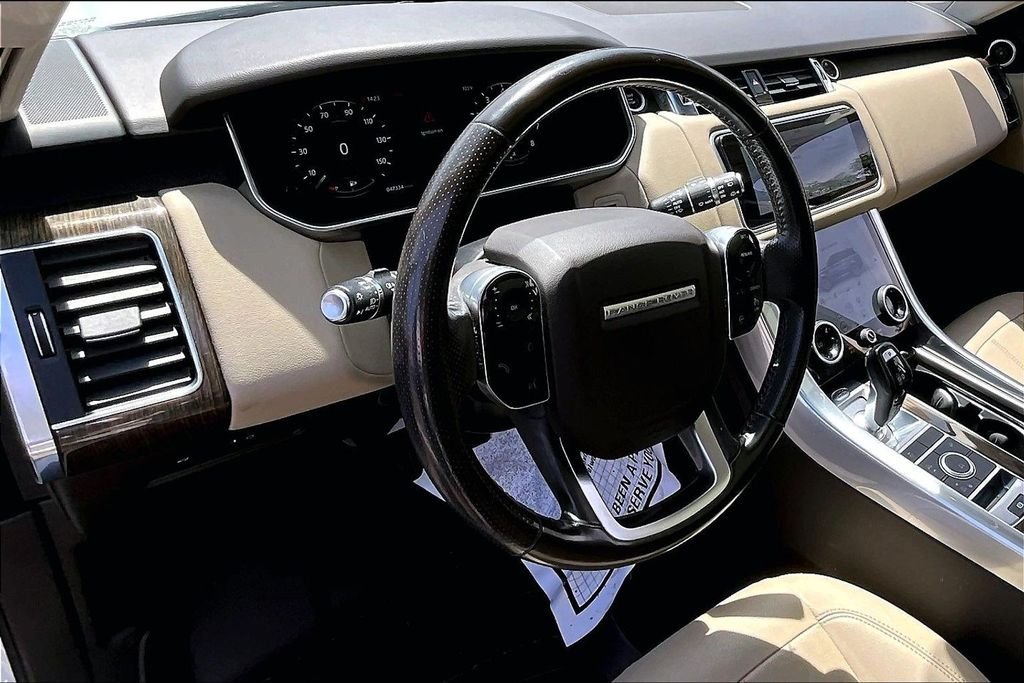 Certified Used 2022 Fuji White Land Rover SE image 15