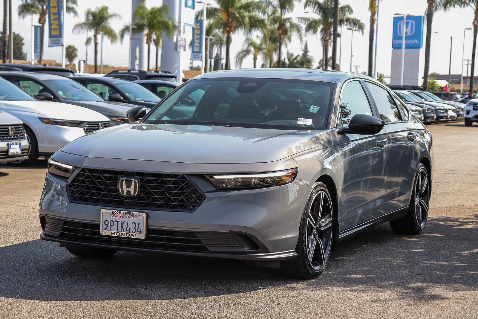 Certified Used 2025 Gray Honda Sport image 3