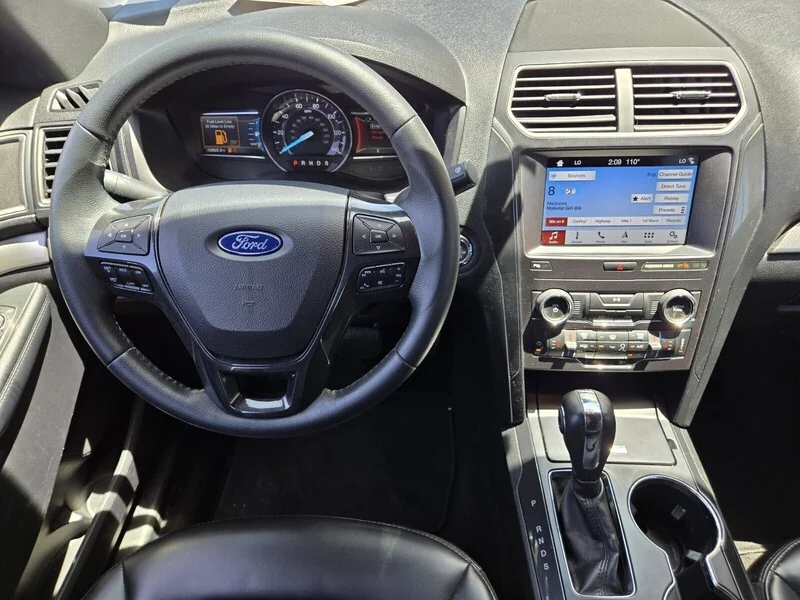 Used 2019 MAGNETIC METALL Ford XLT image 10