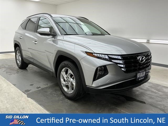 Used 2023 Shimmering Silver Hyundai SEL image 3