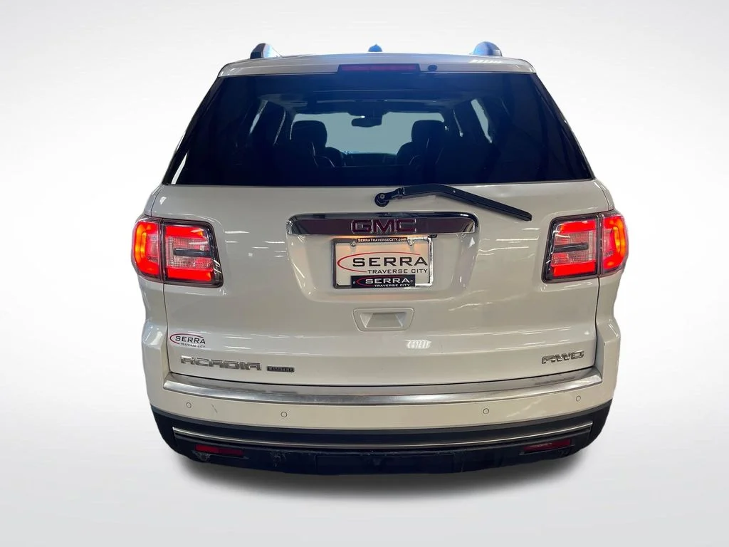 Used 2017 White GMC Limited image 4