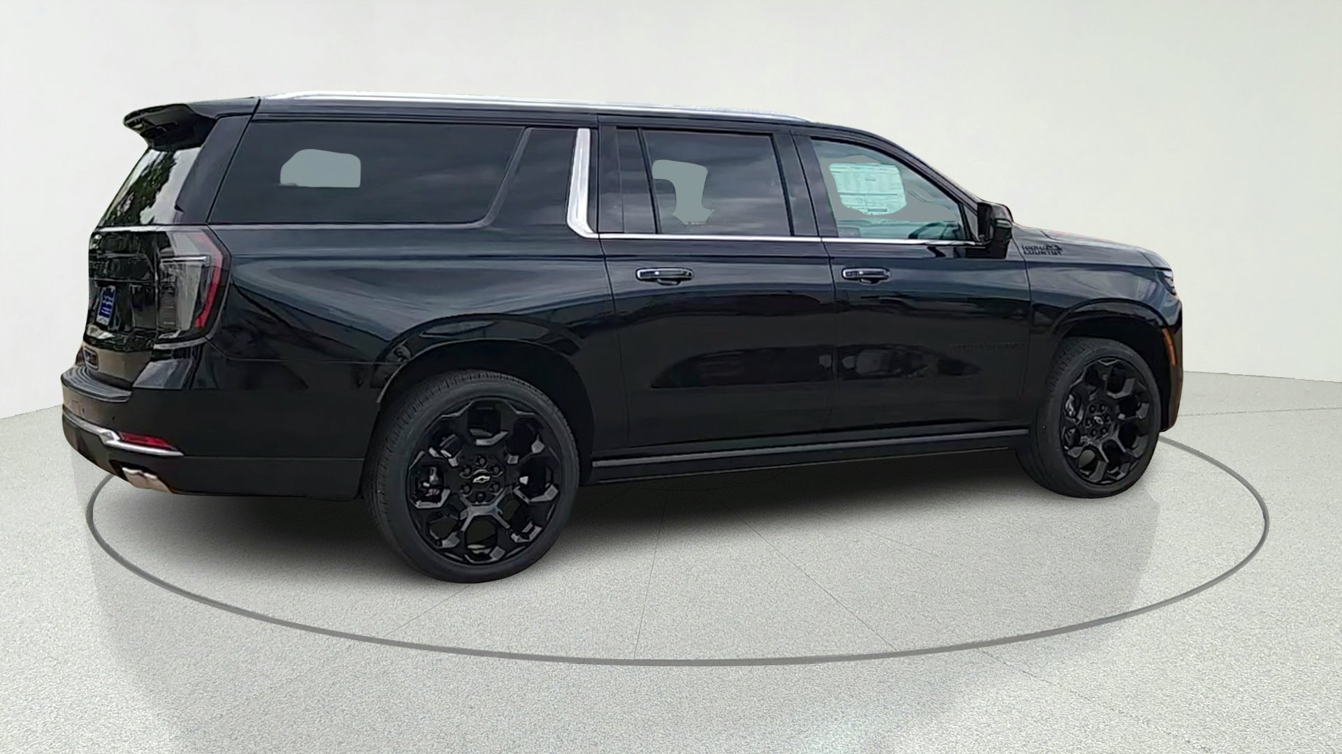 2026 Chevrolet Suburban High Country - Photo 8
