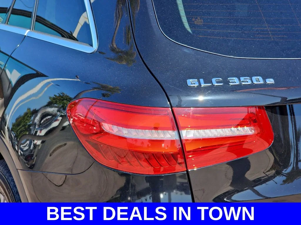 Used 2019 Black Mercedes-Benz GLC 350e image 40