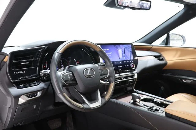 Used 2023 White Pearl Lexus 350 Premium Plus image 14