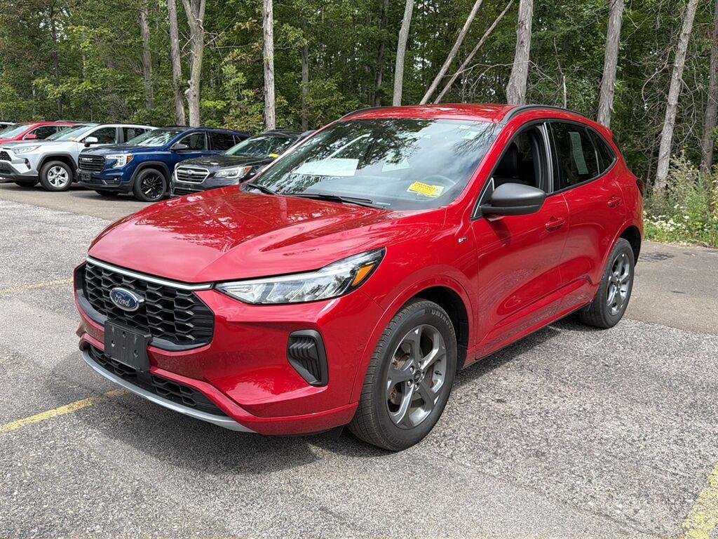 Used 2023 Rapid Red Metallic Tinted Clearcoat Ford ST-Line image 11
