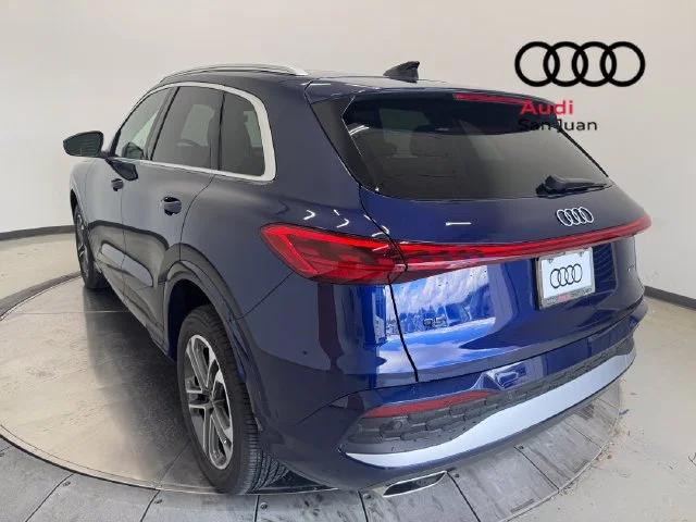 Certified Used 2025 Blue Audi 2.0T Premium image 33