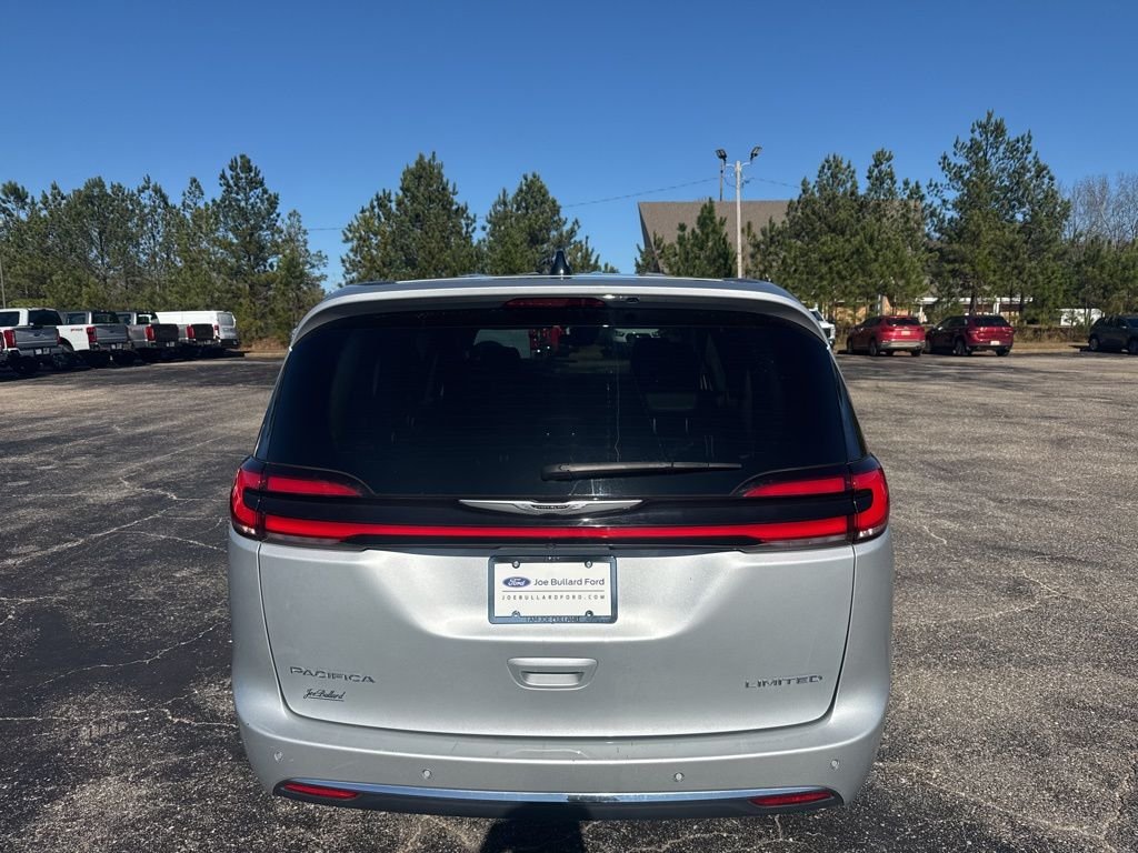 2024 Chrysler Pacifica Limited - Photo 21