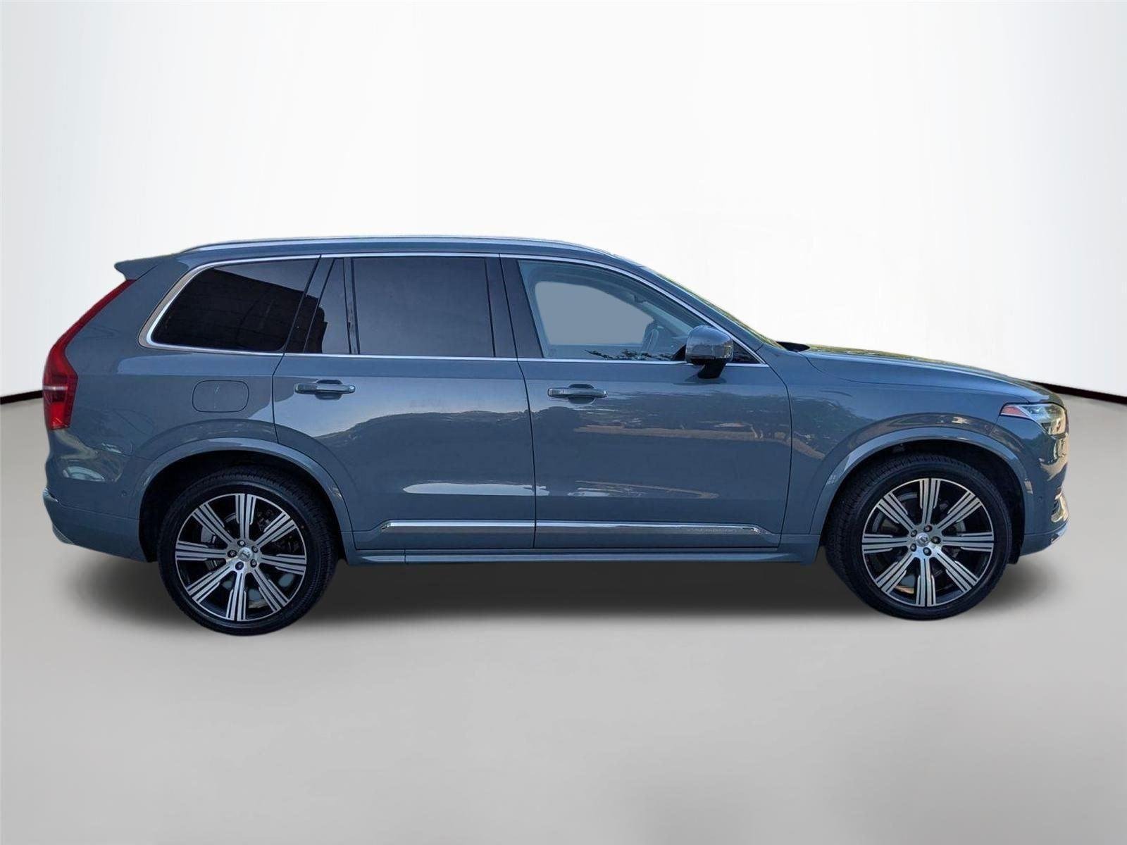 Used 2020 Thunder Grey Metallic Volvo Inscription image 12