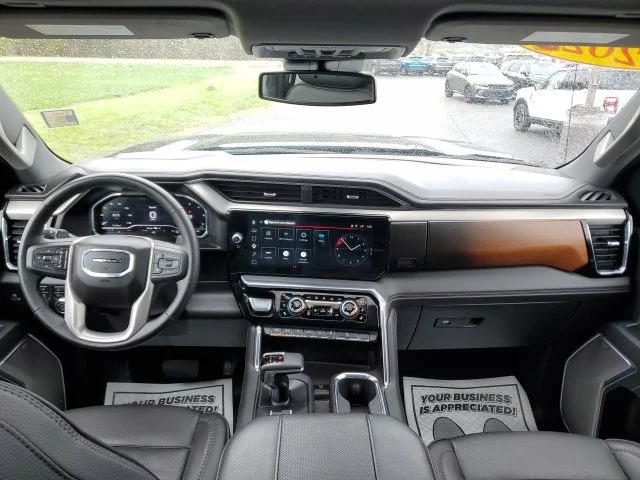 Used 2025 Black GMC Denali image 17