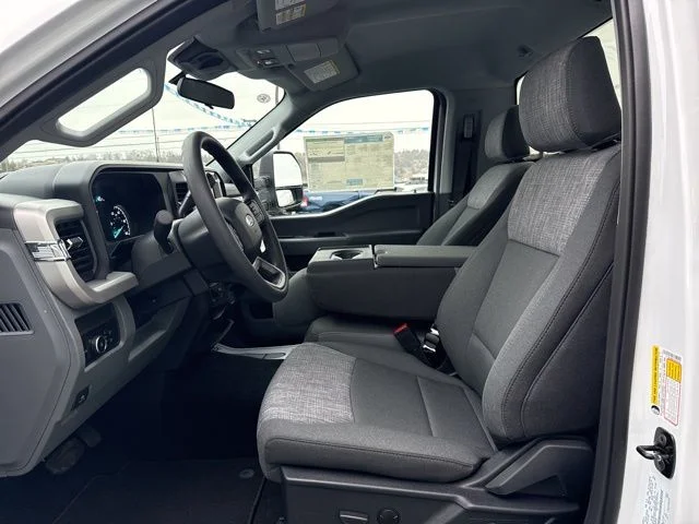 New 2026 White Ford XLT image 14