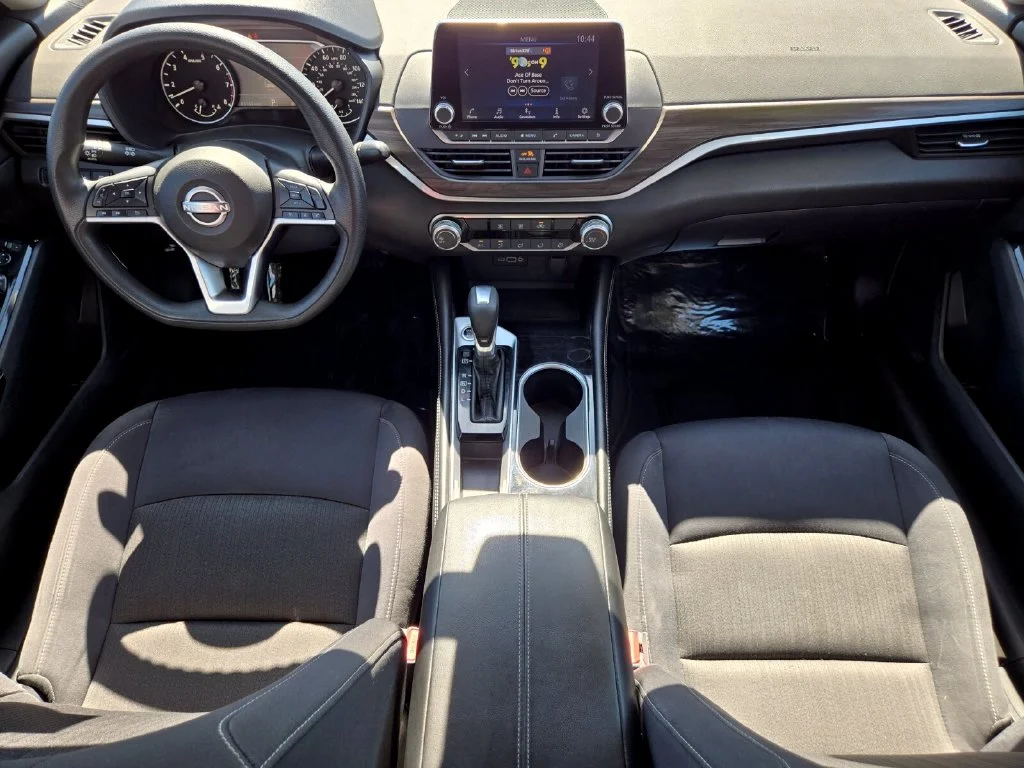 2023 Nissan Altima SV - Photo 15