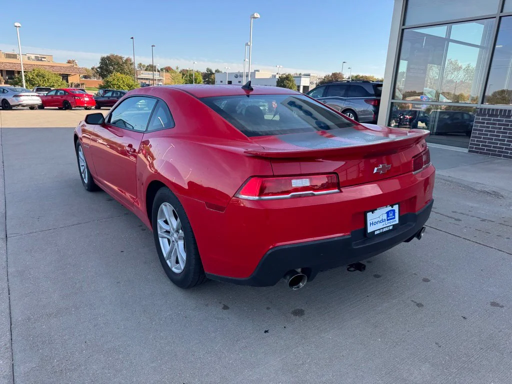 Used 2015 Red Chevrolet 2LS image 7