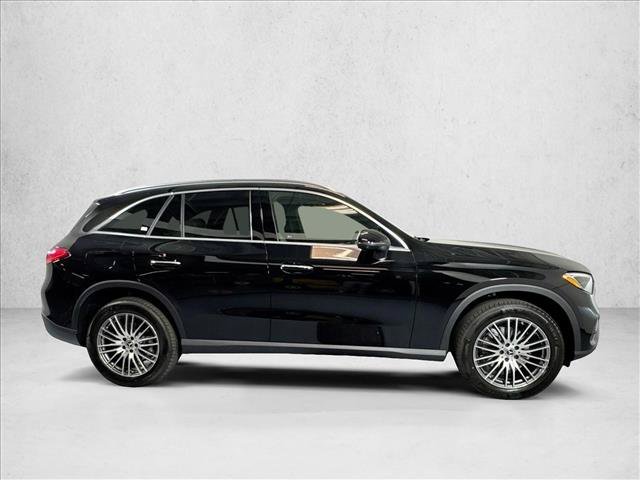 New 2026 Black Mercedes-Benz GLC 300 image 34