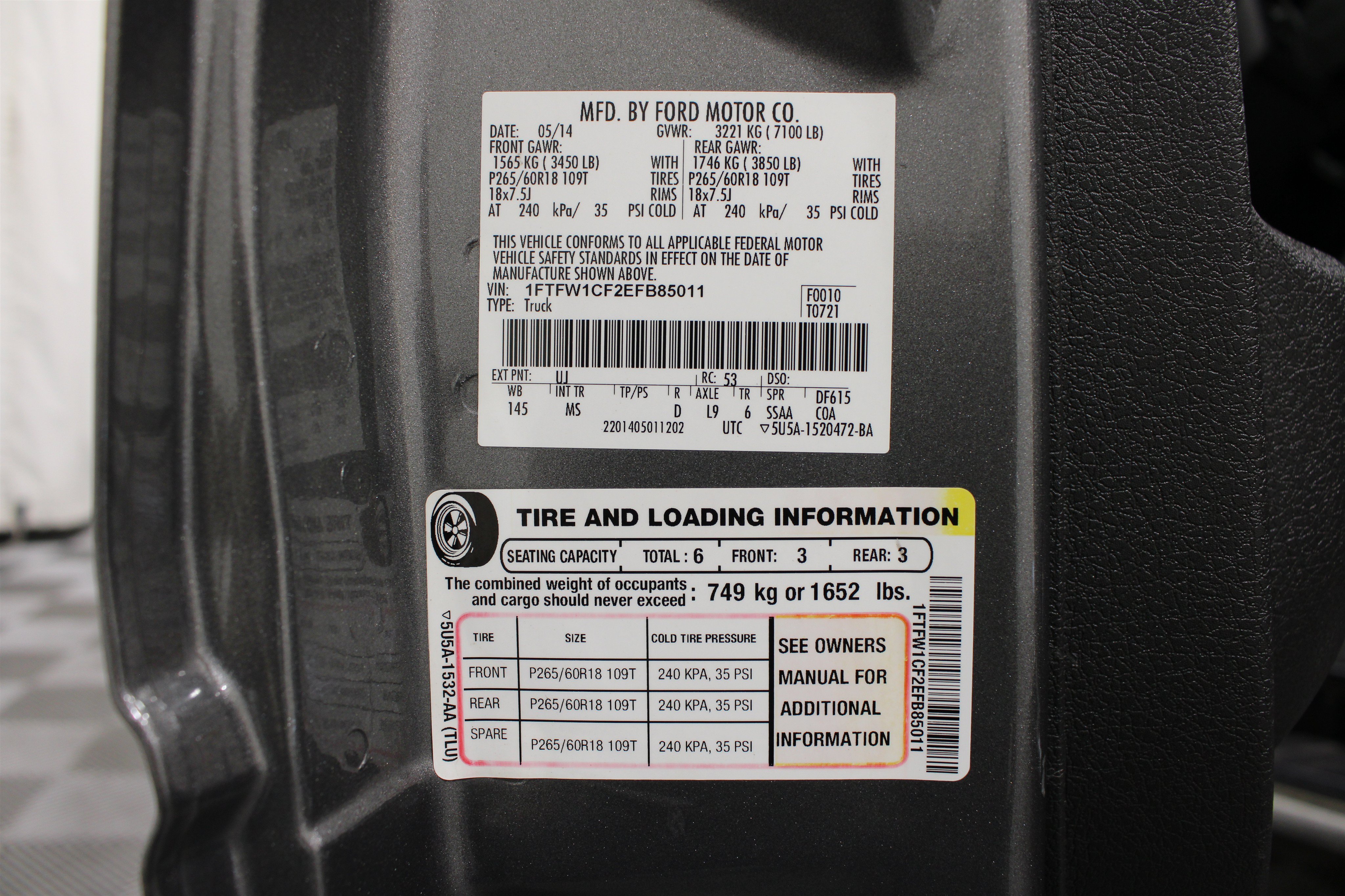 Used 2014 Sterling Gray Metallic Ford XLT image 31
