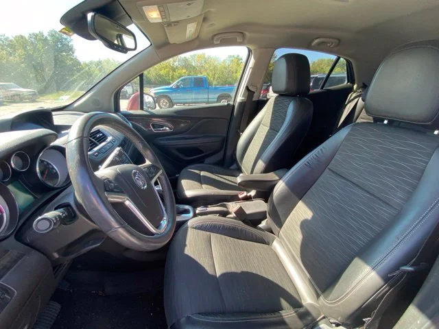 Used 2015 Red Buick Convenience image 5