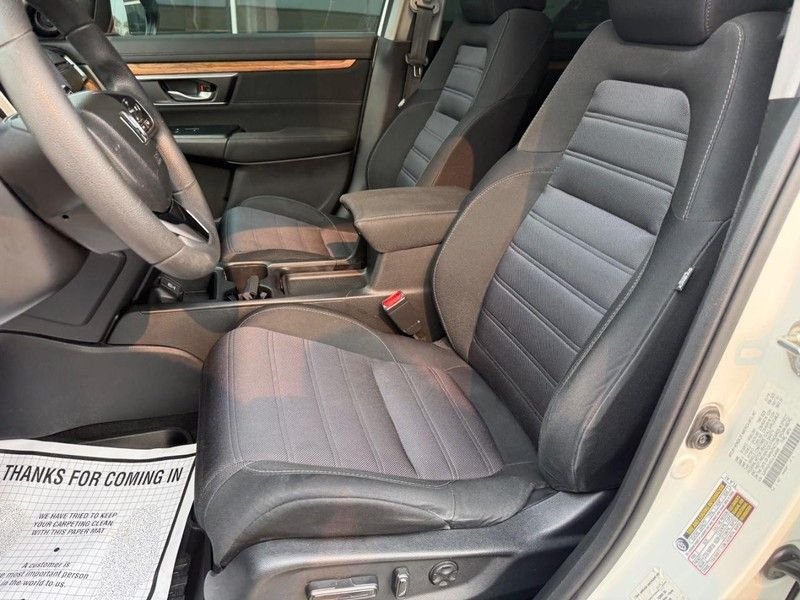 Used 2018 White Diamond Pearl Honda EX image 16
