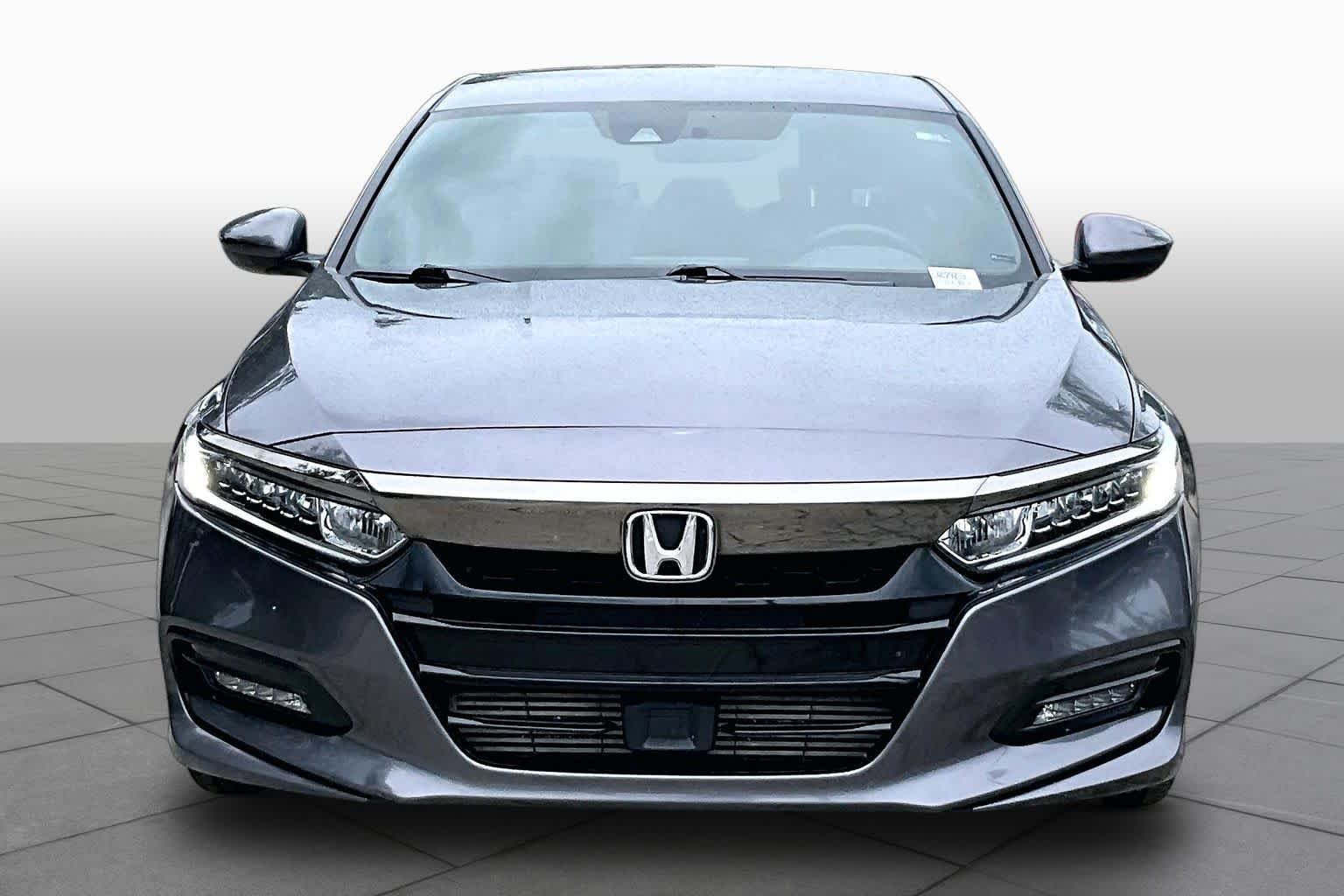 Used 2020 Modern Steel Metallic Honda Sport image 4