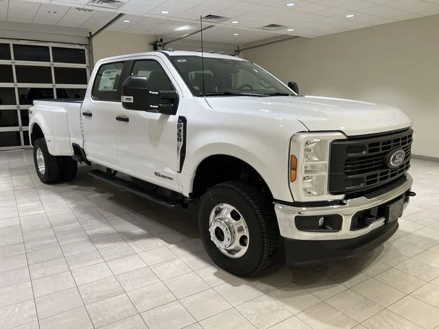 New 2026 Oxford White Ford F-350® XL image 7
