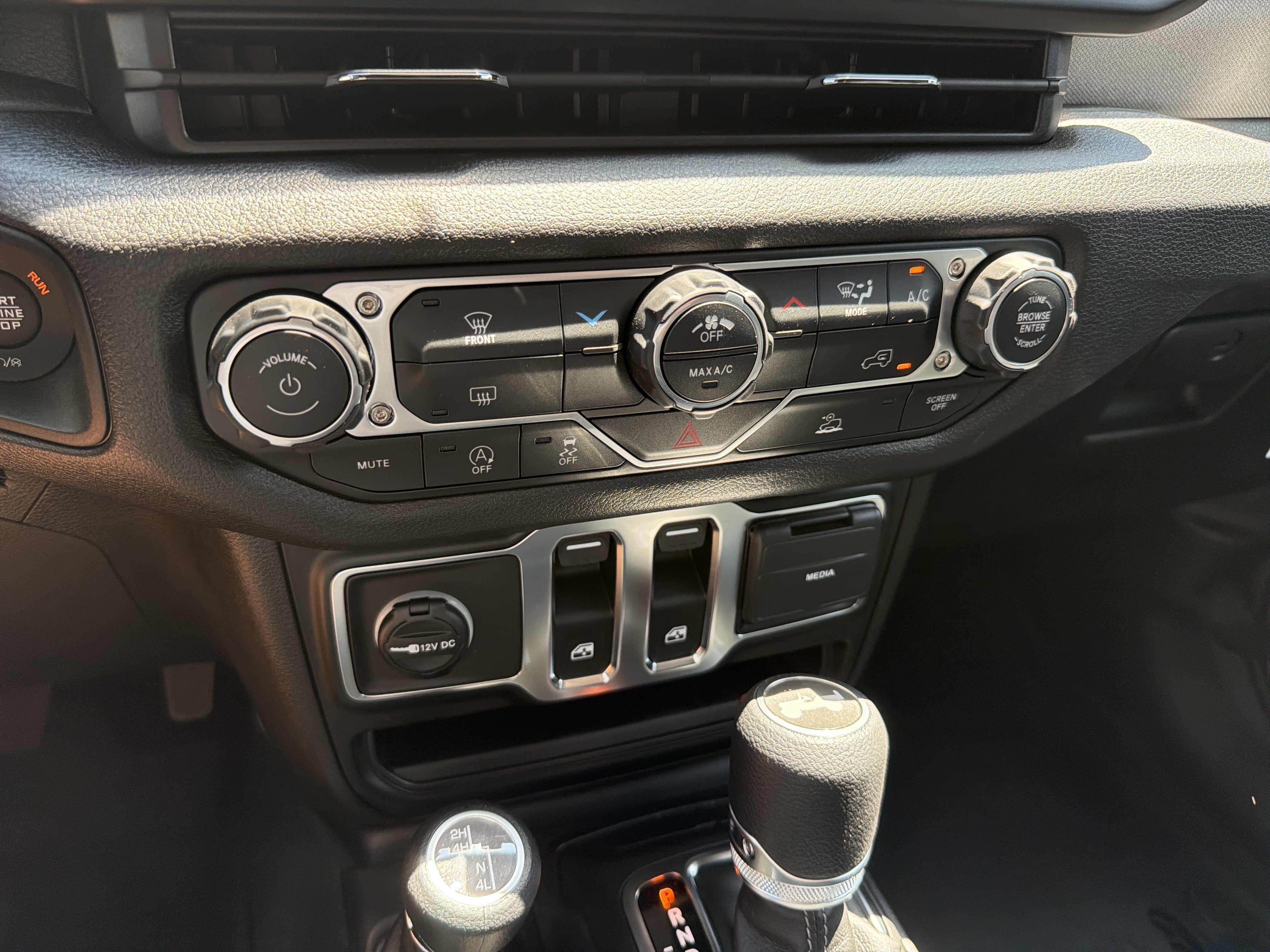 New 2026 41 Jeep Sport image 29