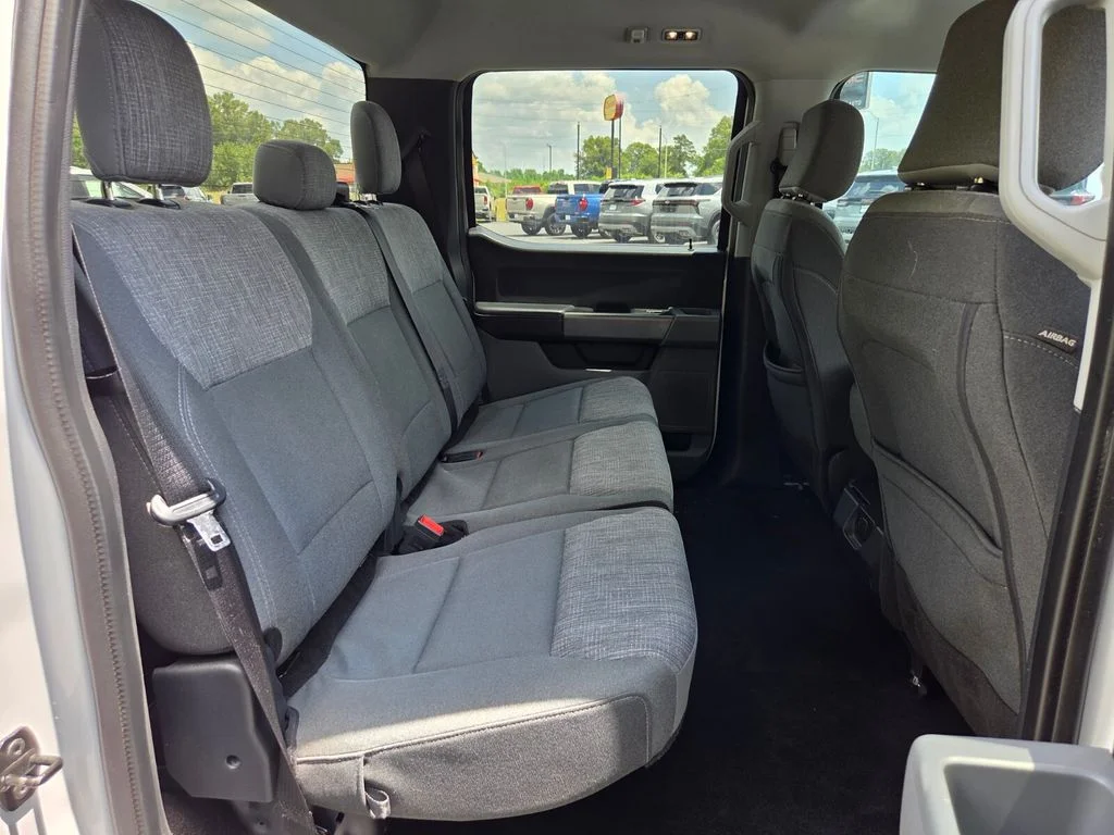Used 2022 White Ford XLT image 20