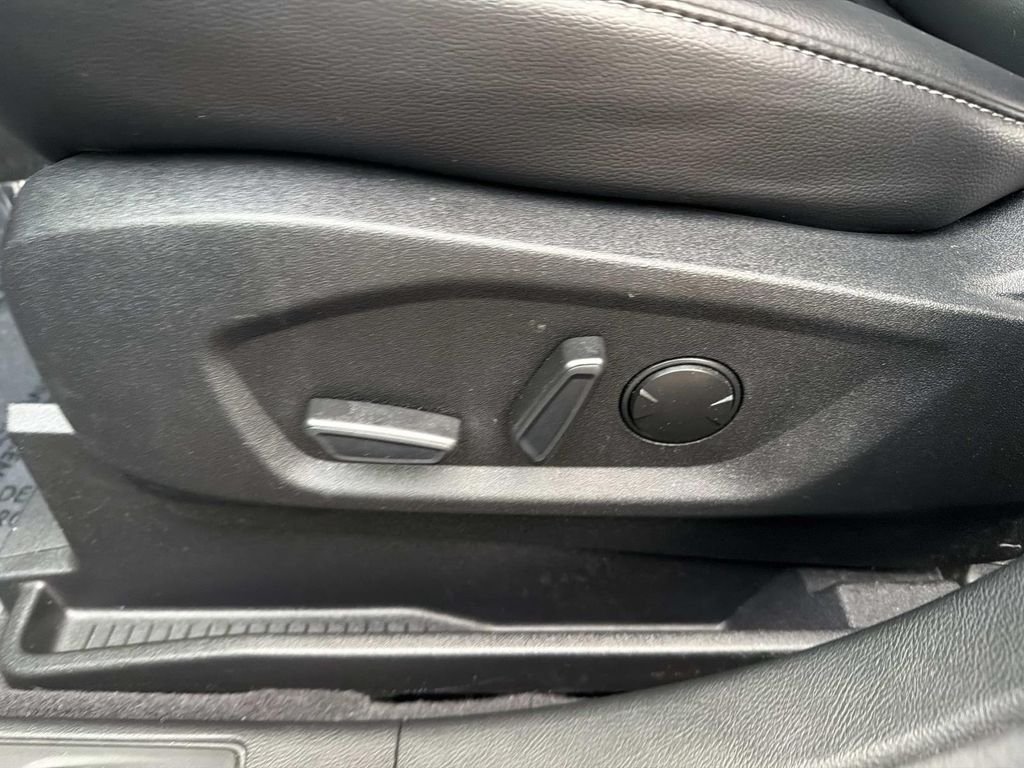 Used 2024 Red Ford SEL image 20