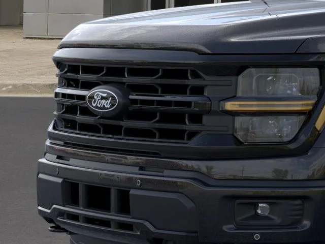 New 2026 Agate Black Metallic Ford XLT image 17