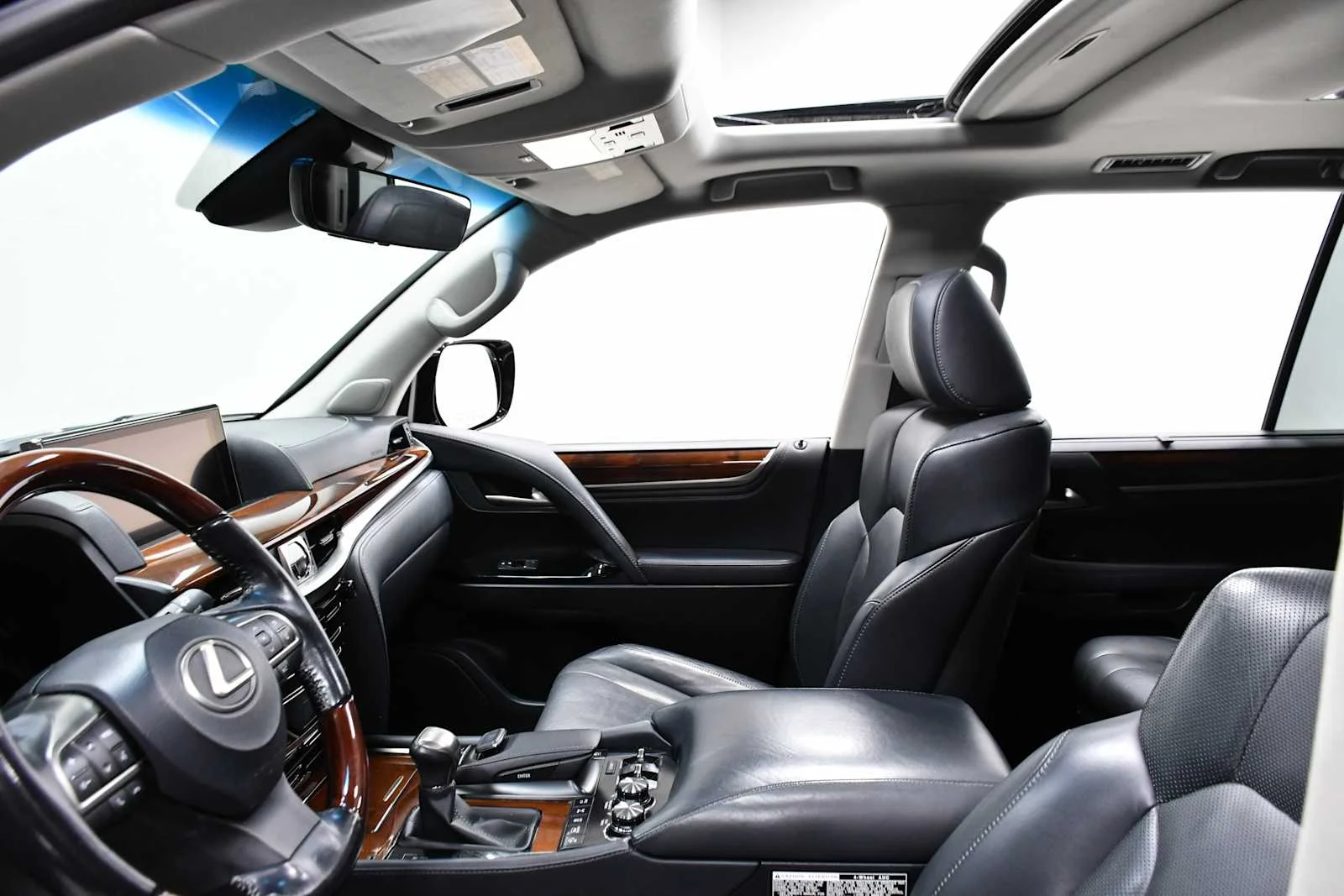 Used 2019 Black Onyx Lexus  image 13