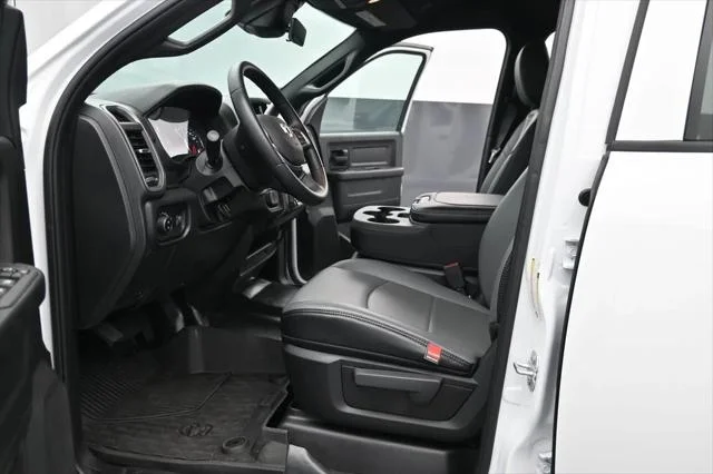 2026 RAM 2500 Tradesman - Photo 14