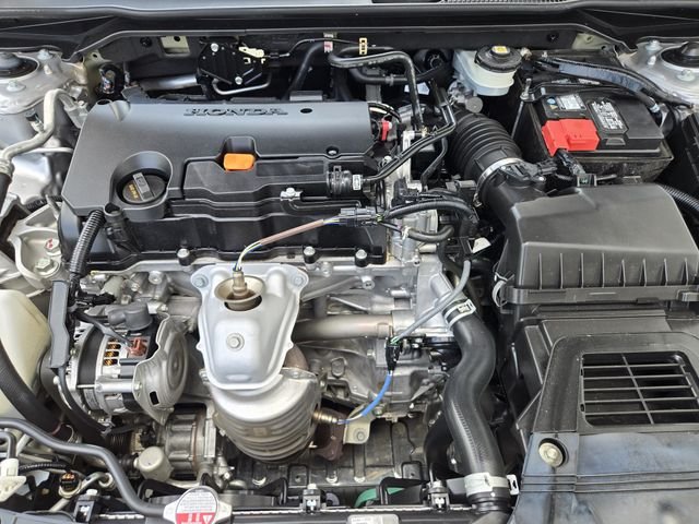 Used 2022 Silver Honda LX image 29