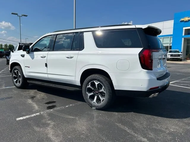 New 2026 Summit White GMC AT4 image 8