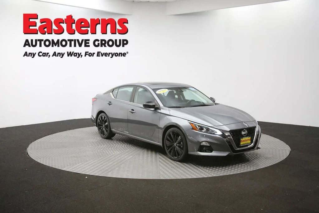 Used 2022 Gray Nissan 2.5 SR image 47