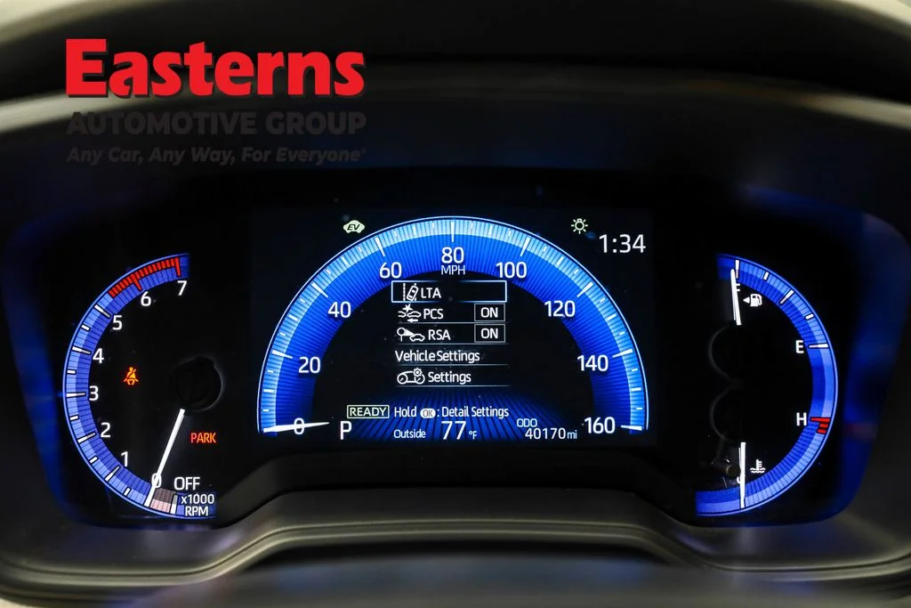 Used 2020 Gray Toyota LE image 17