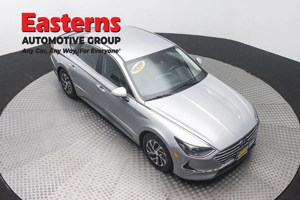 Used 2023 Silver Hyundai Blue image 3