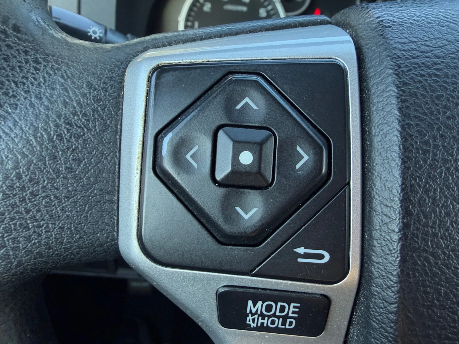 Used 2015 Barcelona Red Metallic Toyota SR5 image 24