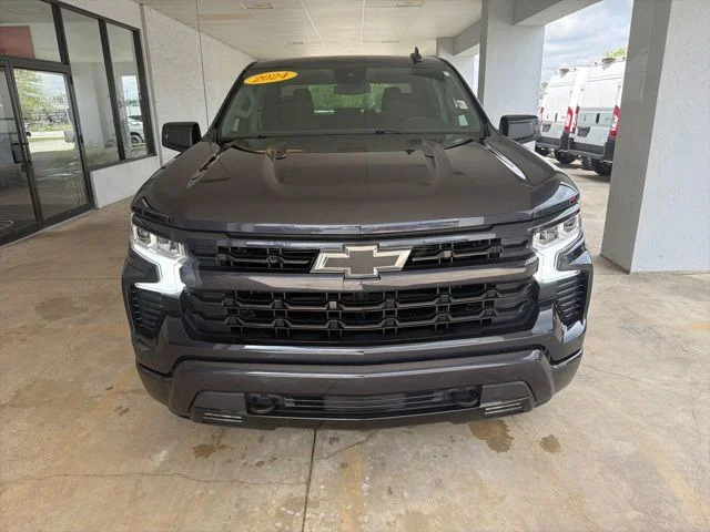 Used 2024 Gray Chevrolet RST image 7